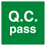 Qualitätskennzeichen Q.C. pass Grün Quadratisch