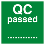 Qualitätskennzeichen QC passed zum Selbstbeschriften Grün Quadratisch
